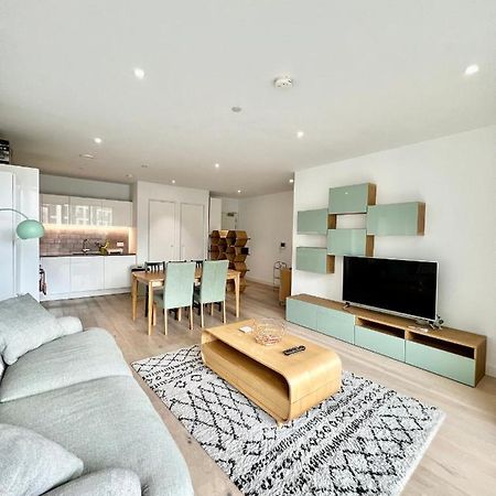 Luxury 2 Bedroom 2 Bathroom Apartment - London City Airport Esterno foto