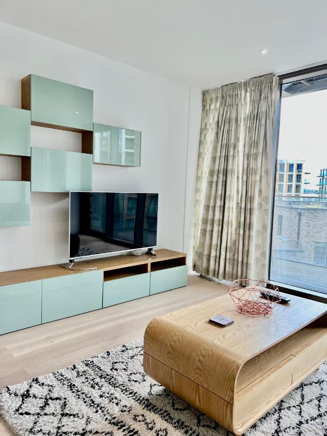 Luxury 2 Bedroom 2 Bathroom Apartment - London City Airport Esterno foto