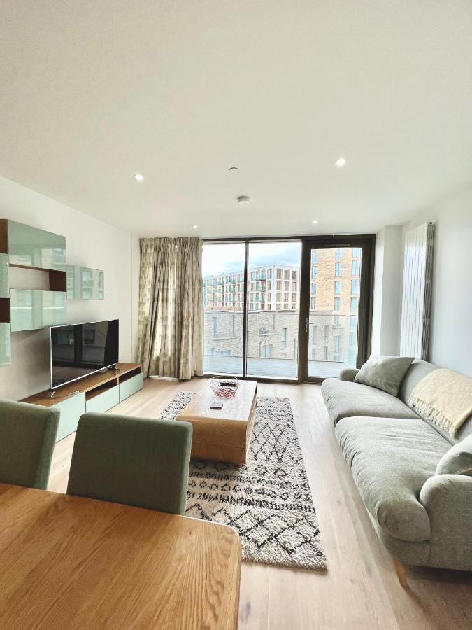 Luxury 2 Bedroom 2 Bathroom Apartment - London City Airport Esterno foto