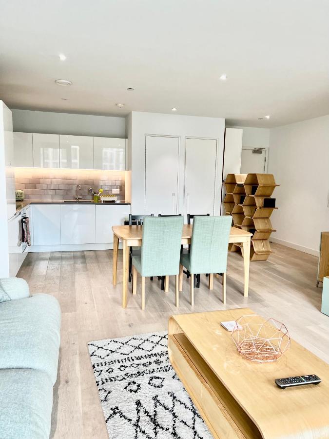 Luxury 2 Bedroom 2 Bathroom Apartment - London City Airport Esterno foto