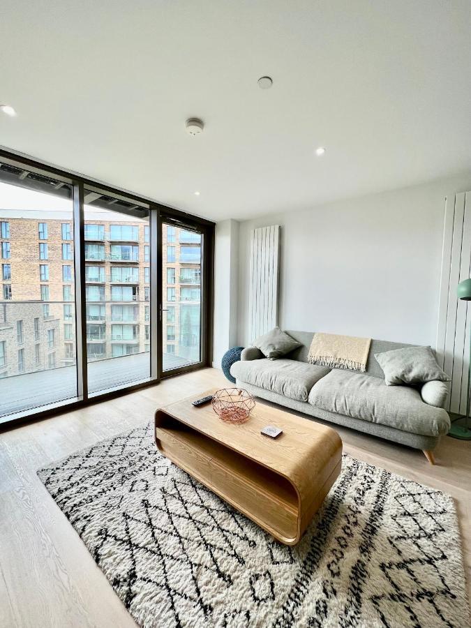 Luxury 2 Bedroom 2 Bathroom Apartment - London City Airport Esterno foto