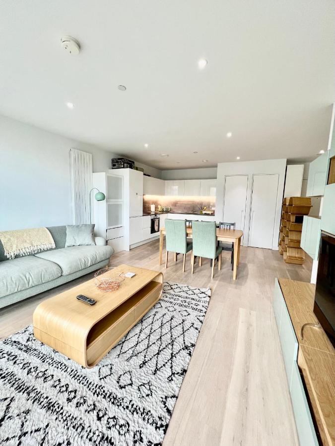 Luxury 2 Bedroom 2 Bathroom Apartment - London City Airport Esterno foto